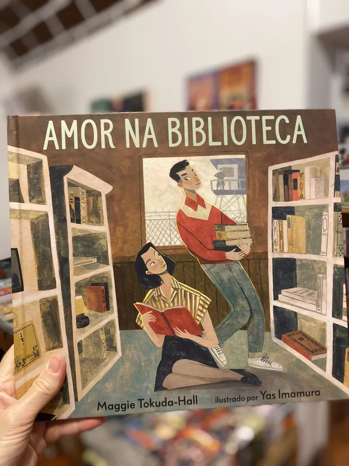 AMOR NA BIBLIOTECA