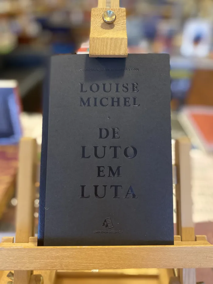 DE LUTO EM LUTA